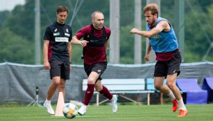 Iniesta, en una sesión con el Vissel Kobe