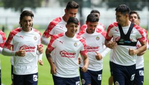 Jugadores de Chivas durante un entrenamiento 