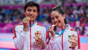 Leonardo Juárez y Zulema Ibáñez, con su medalla de Oro en Lima 2019