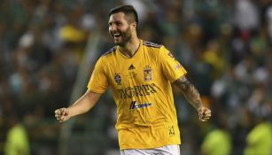 Gignac, en festejo tras marcar un gol con Tigres