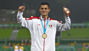 Fernando Martínez después de lograr su medalla de oro