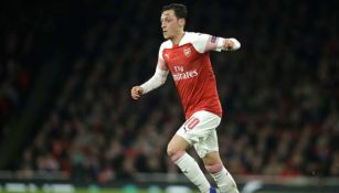 Özil en un partido de Arsenal