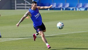 Messi, en un entrenamiento con el Barcelona