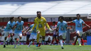 Betuel Sánchez, portero de Pachuca, celebrando su anotación 