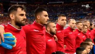 Jugadores de Albania previo a un partido contra Francia