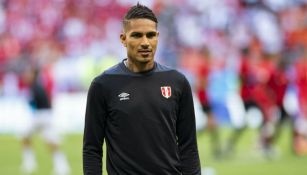 Paolo Guerrero previo a un juego con la selección de Perú