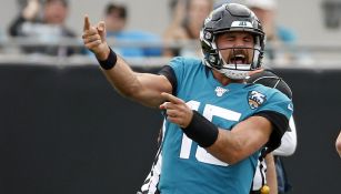 Gardner Minshew festeja una anotación de los Jaguars