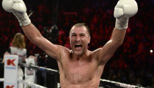 Sergey Kovalev celebra un triunfo tras un combate