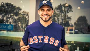 Henry Martín presume su franela de los Astros