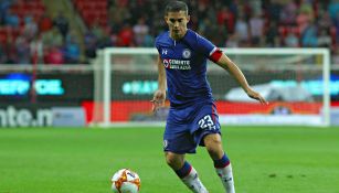 Iván Marcone durante un partido con Cruz Azul