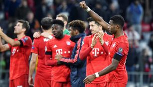 Bayern celebra su calificación a los 8vos de Final