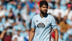 Néstor Araujo durante un duelo con el Celta de Vigo 