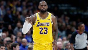 LeBron, en un partido de Lakers