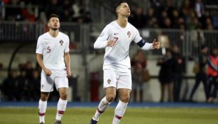Cristiano Ronaldo lamentando un fallo ante Luxemburgo