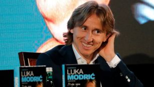 Luka Modric en la presentación de su libro