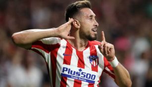 Héctor Herrera celebrando su anotación con Atlético de Madrid