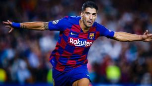 Luis Suárez celebra una anotación con el Barcelona 