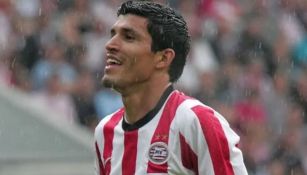 Maza Rodríguez celebra una anotación con el PSV