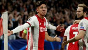 Edson Álvarez festeja su gol con el Ajax 