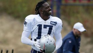 Antonio Brown en una práctica de los Patriots 