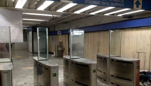 Los nuevos torniquetes en el Metro Zócalo