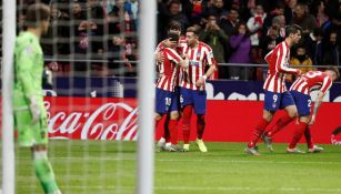 Jugadores del Atlético de Madrid festejan una anotación