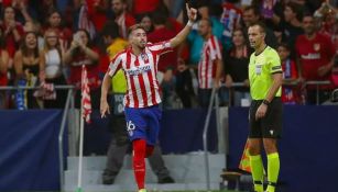 Héctor Herrera festeja gol con el Atlético de Madrid