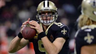 Brees en un juego con los Saints 