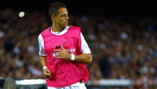 Javier Hernández previo a disputar un juego con el Sevilla