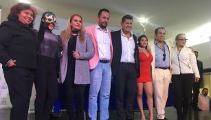 Reina Dorada, Lady Apache y las demás personas del evento