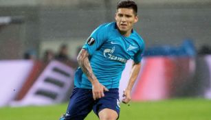 Matías Kranevitter durante un duelo con el Zenit 