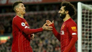 Roberto Firmino y Mohamed Salah celebrando un gol ante Southampton