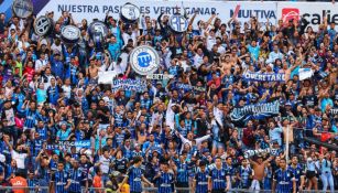 Afición de Gallos en Estadio de la Corregidora