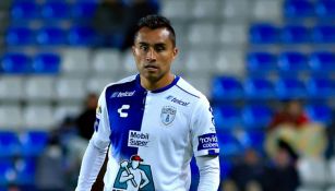 Hernández en un juego con Pachuca 