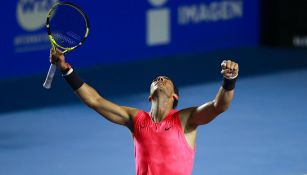 Rafa Nadal celebra su victoria en Acapulco