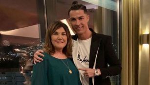 Cristiano Ronaldo junto a su madre Dolores