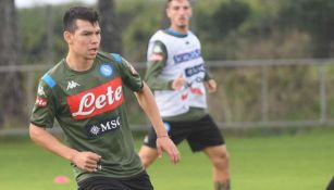 Lozano en una práctica en Italia con el Napoli 