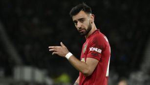 Bruno Fernandes durante un partido con el Manchester United