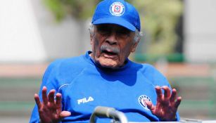 Ignacio Trelles, en las instalaciones de Cruz Azul