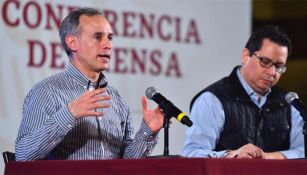  Hugo López-Gatell  en una conferencia de prensa