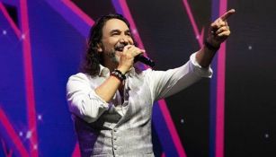 Marco Antonio Solís durante un concierto