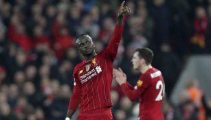 Sadio Mané celebrando una anotación con Liverpool