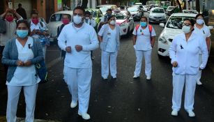 Personal médico protesta en la Ciudad de México