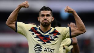 Henry Martín celebrando un gol con América