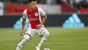 Lisandro Martínez conduce la redonda en juego del Ajax