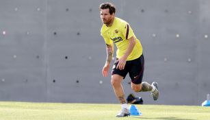 Leo Messi entrena en las instalaciones del Barcelona 