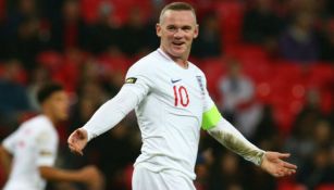 Wayne Rooney le jugó una broma pesada a compañero de la Selección de Inglaterra en 2009