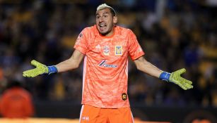 Nahuel Guzmán durante un partido de Tigres