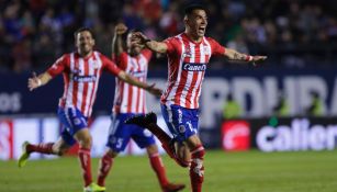 Luis Reyes en festejo de gol