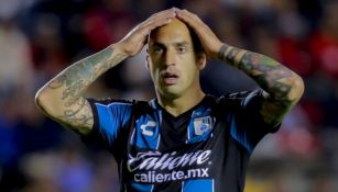 Ariel Nahuelpán en lamento con Gallos Blancos